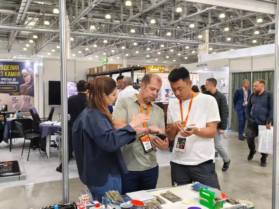 Steine schweigen, doch das Herz der Menschen ist warm – Die Steinmesse von Shitu Stone Industry in Moskau ging erfolgreich zu Ende – 8