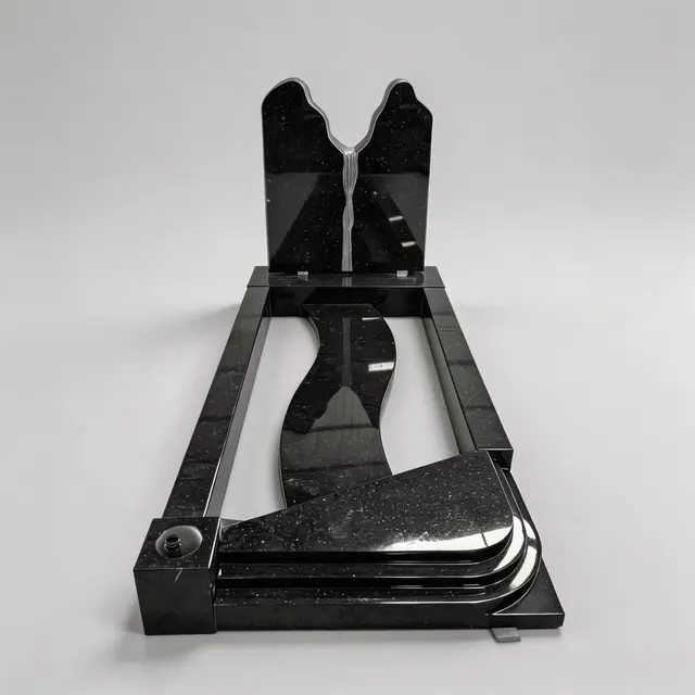 E-562 Monument cu formă de aripi ondulate