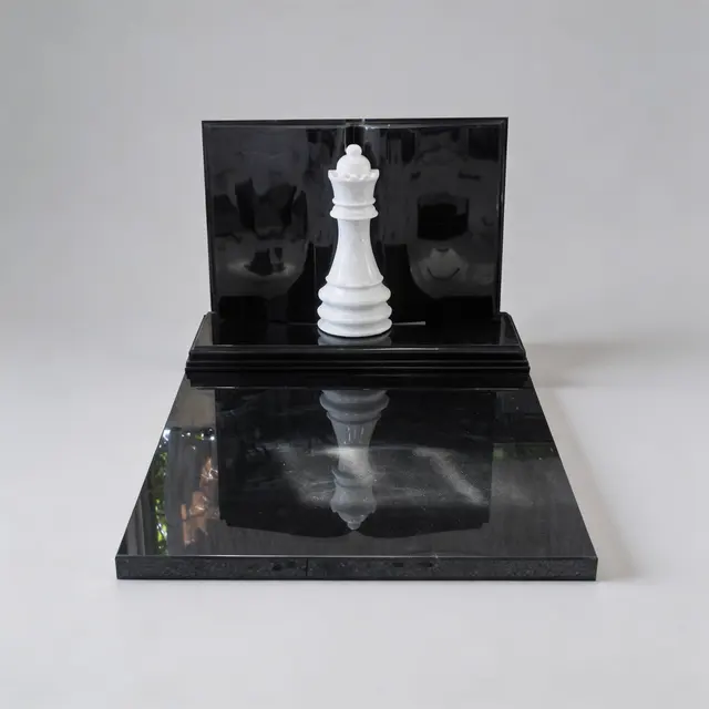 E-721 Chess Queen Headstone